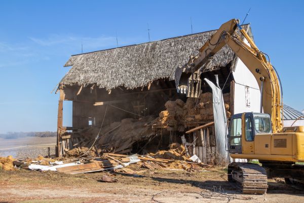 Barn Demolition in Sioux Falls